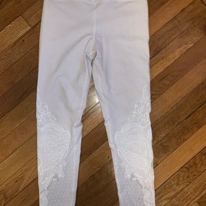 white leggings with cute decal